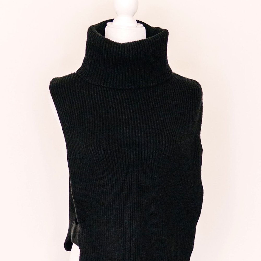 Anthropologie open-side turtleneck sweater vest